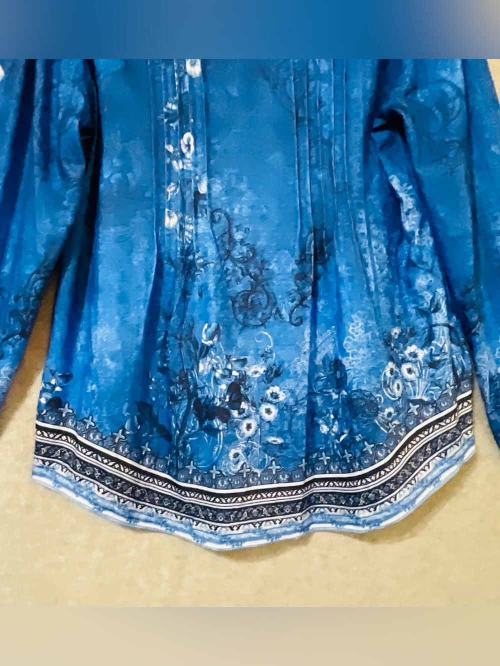 Fantaslook Women's Blue Floral V-Neck Long Sleeve Top Sz L - Picture 3 of 8